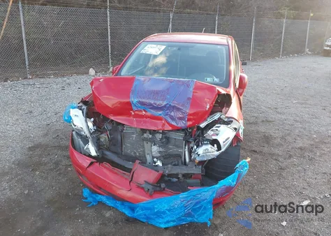 2011 Nissan Versa 1.8S из США, поврежденный, VIN 3N1BC1CP4BL501576